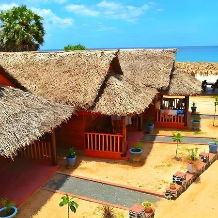 Silver Beach Hotel Trincomalee Luaran gambar