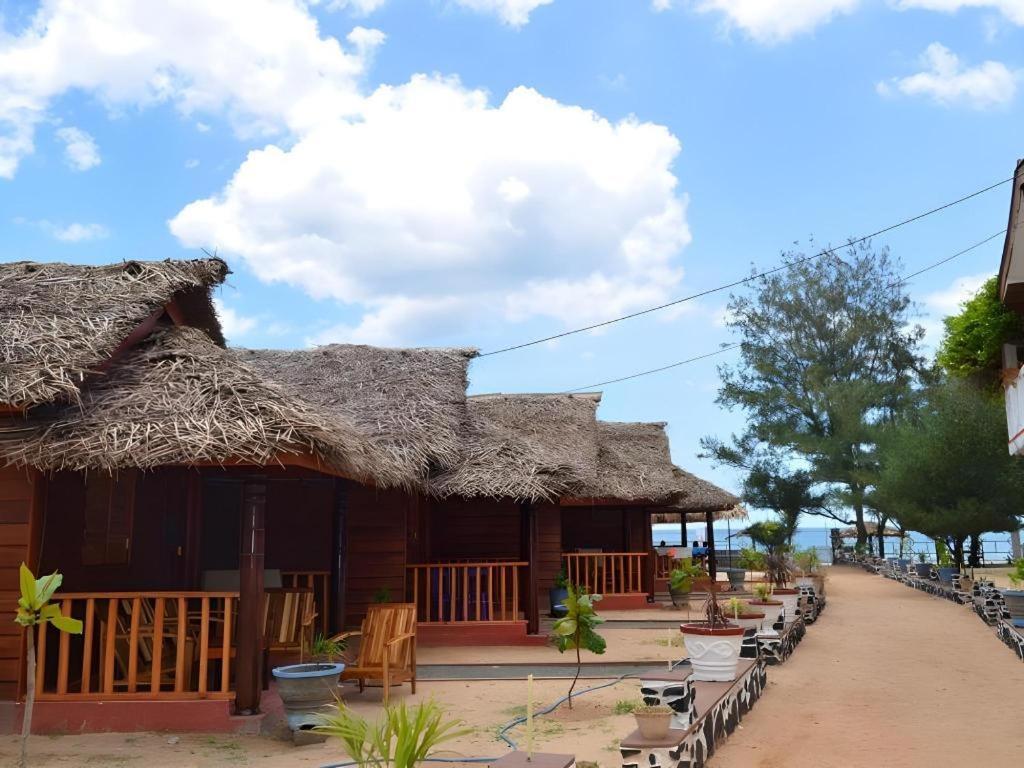 Silver Beach Hotel Trincomalee Luaran gambar