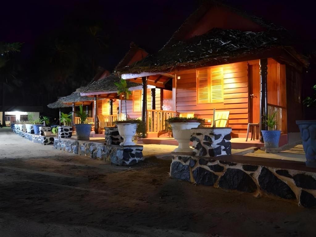 Silver Beach Hotel Trincomalee Luaran gambar